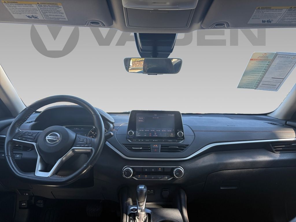 Used 2022 Nissan Altima 2.5 SR Sedan