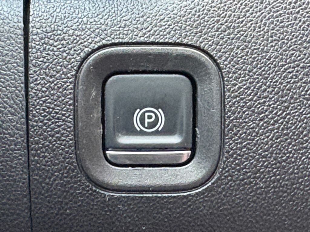 Used 2025 Chevrolet Silverado 1500 Custom Truck Crew Cab