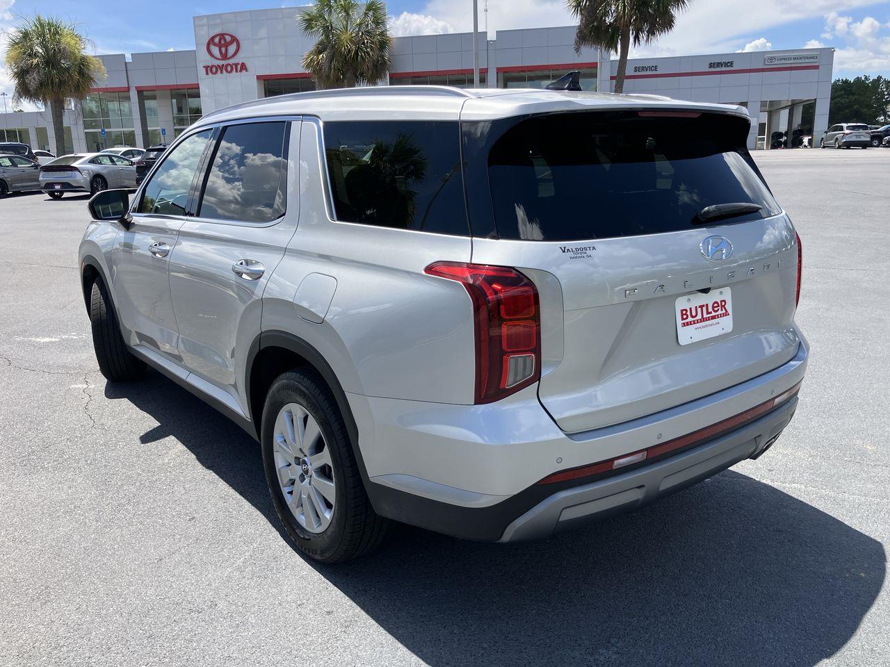 2024 Hyundai Palisade SEL photo 2