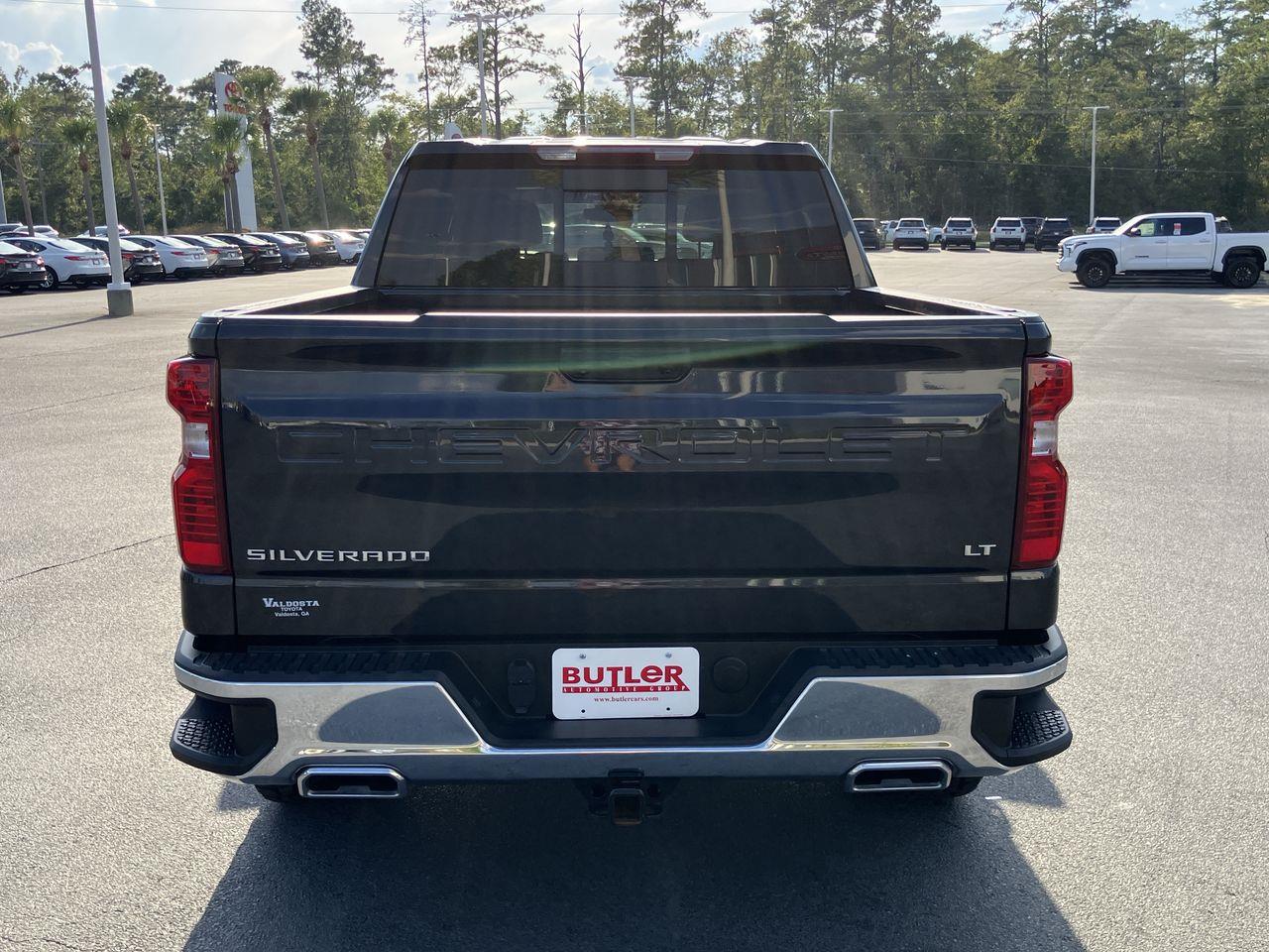 2023 Chevrolet Silverado 1500 LT photo 4
