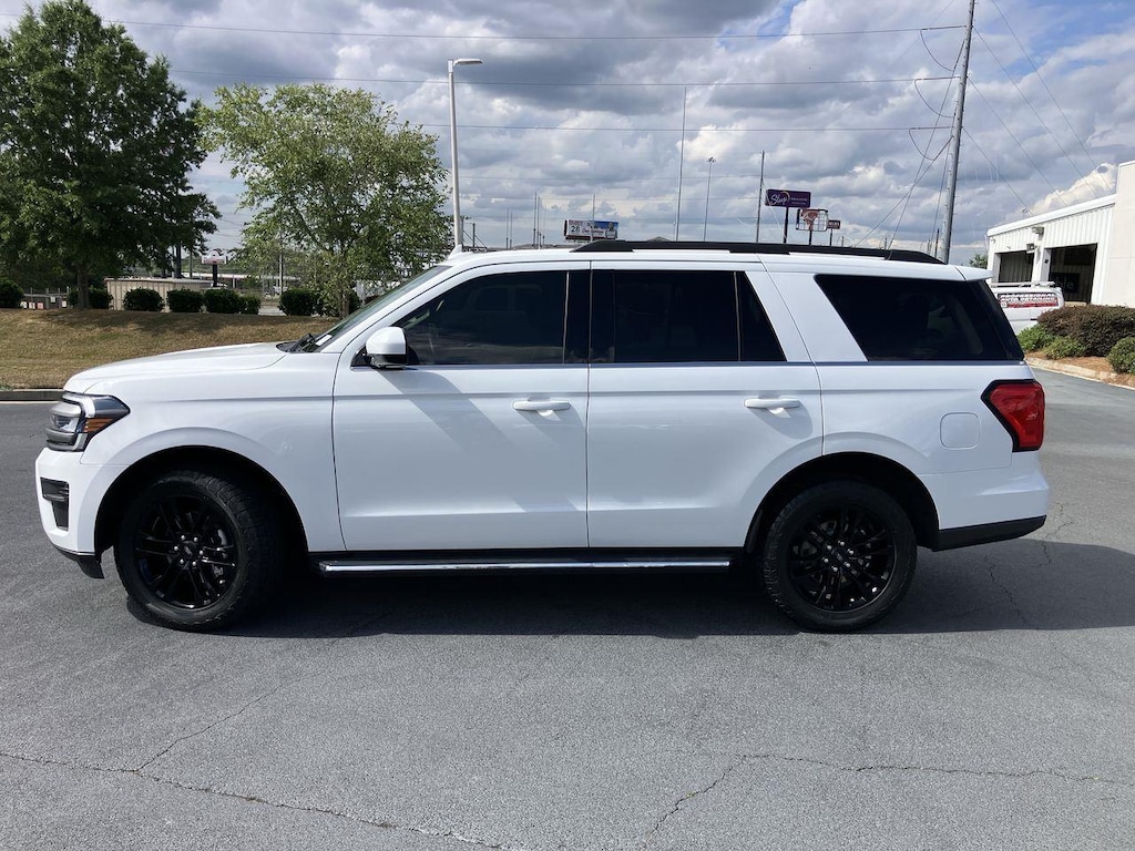 Used 2023 Ford Expedition XLT SUV