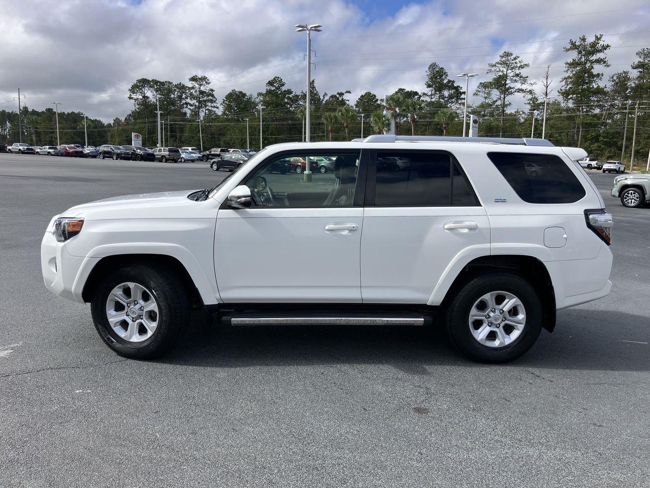 2015 Toyota 4Runner SR5 Premium photo 2