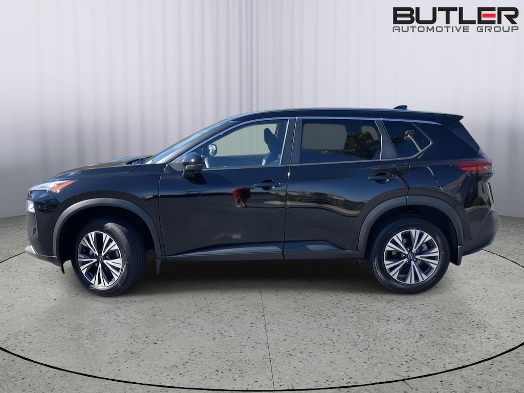 Used 2023 Nissan Rogue SV SUV