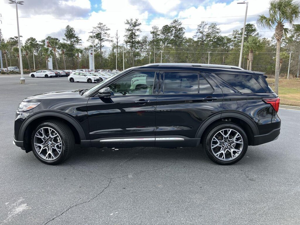 Used 2025 Ford Explorer Platinum SUV