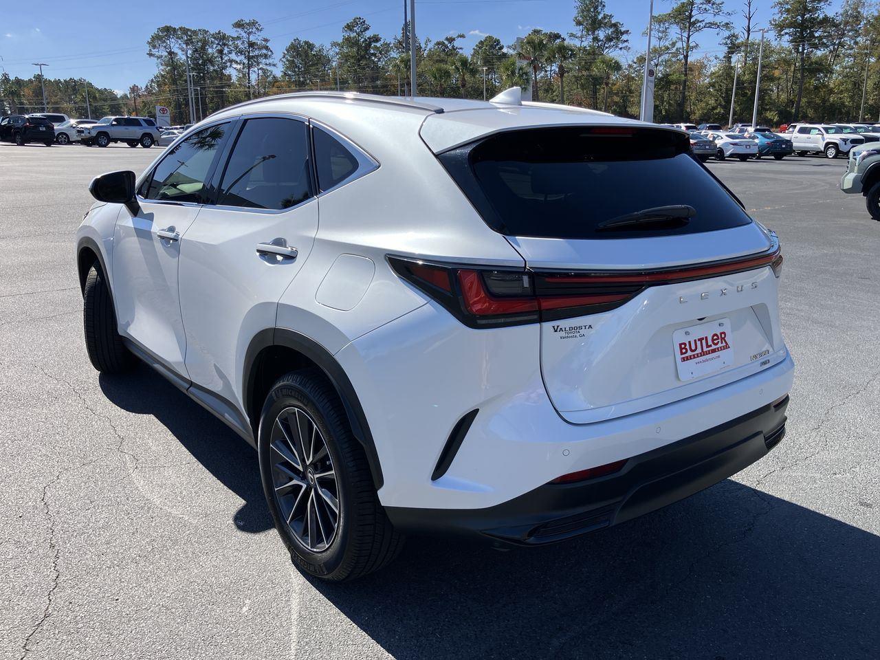 2022 Lexus NX 350 Premium photo 3