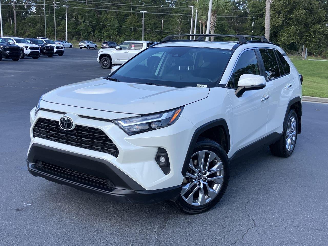 2022 Toyota RAV4 XLE Premium