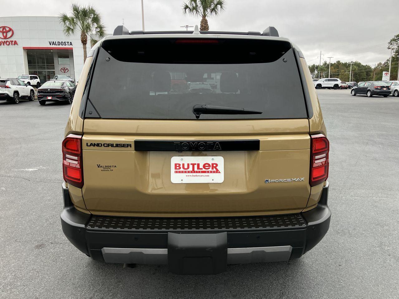 2024 Toyota Land Cruiser Base photo 4