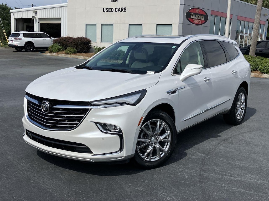 Used 2022 Buick Enclave Essence SUV