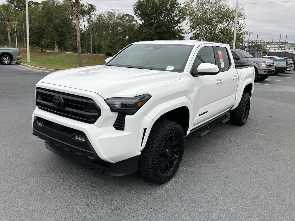 Used 2025 Toyota Tacoma Truck Double Cab