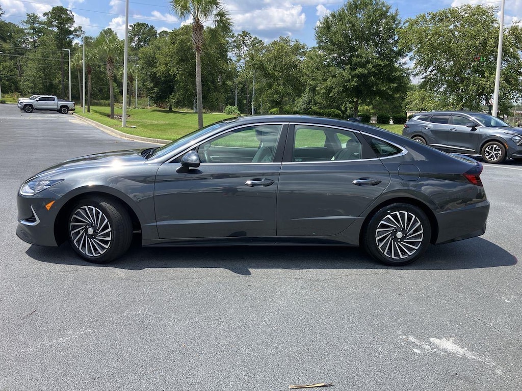 Used 2023 Hyundai Sonata Hybrid Limited Sedan