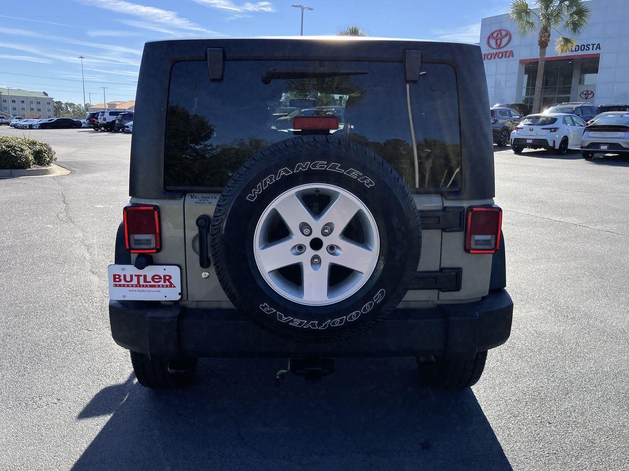2017 Jeep Wrangler Unlimited Sport photo 3