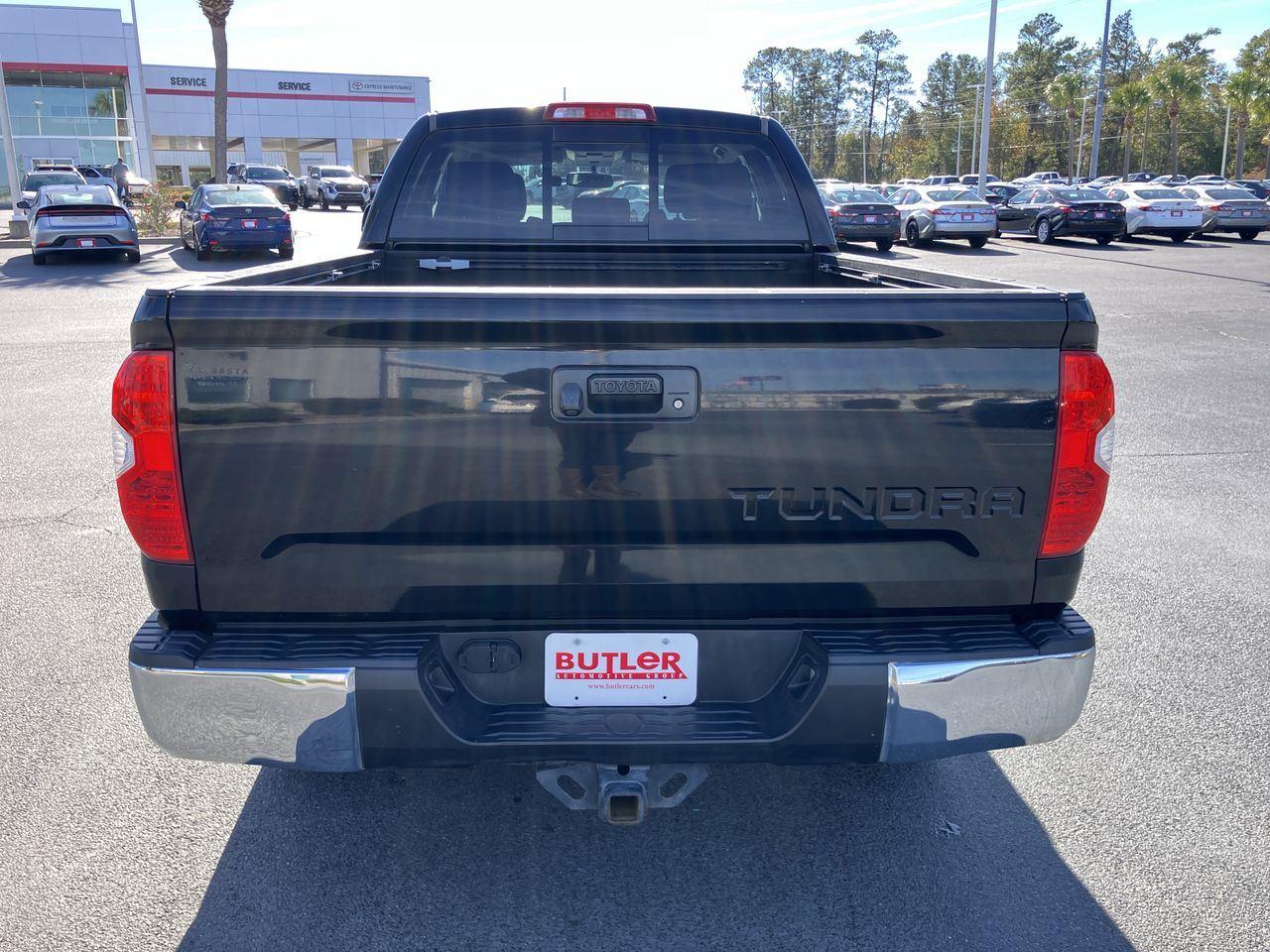 2016 Toyota Tundra SR5 photo 4