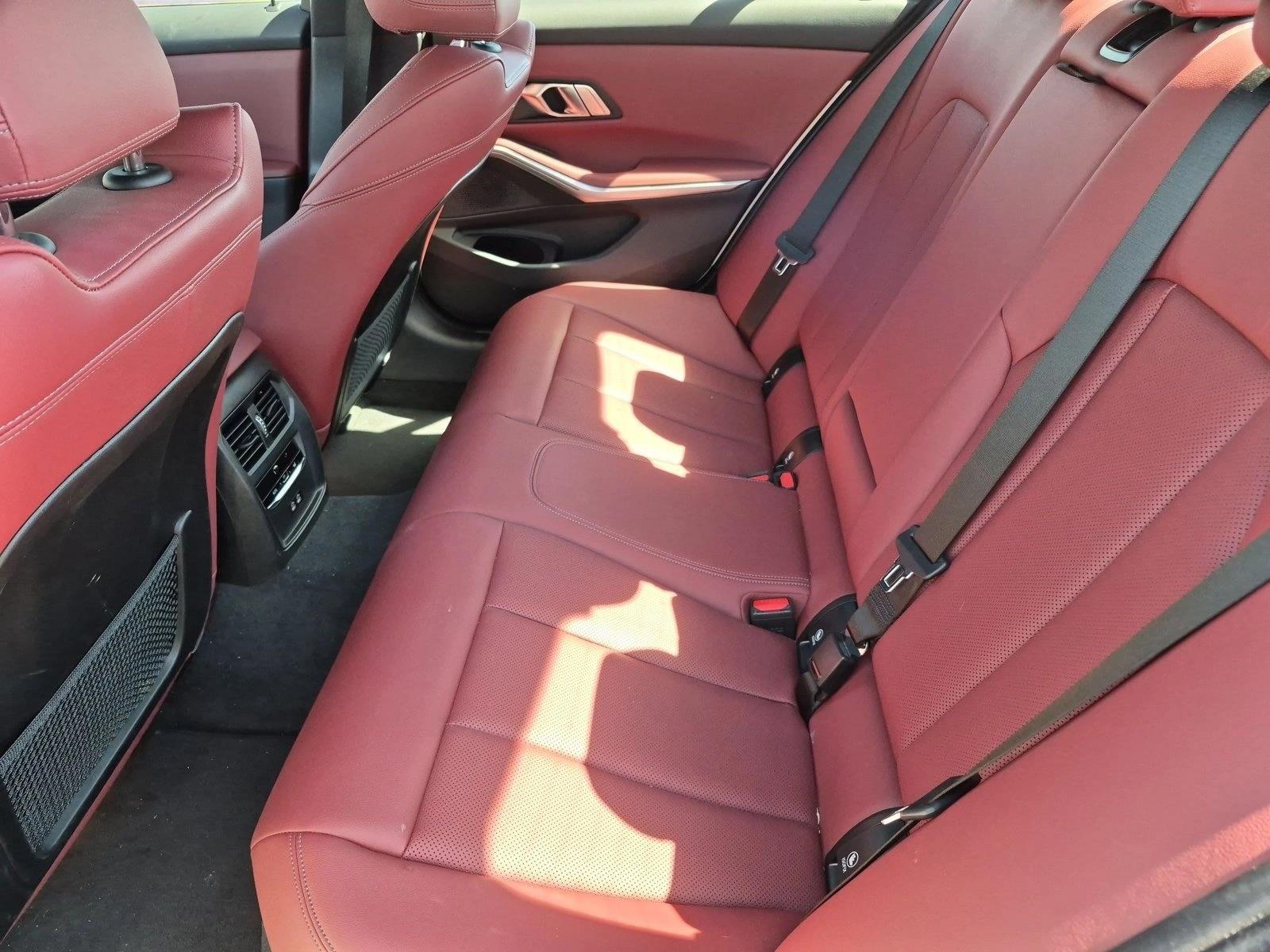 2023 BMW 3 Series 330i - Photo 21