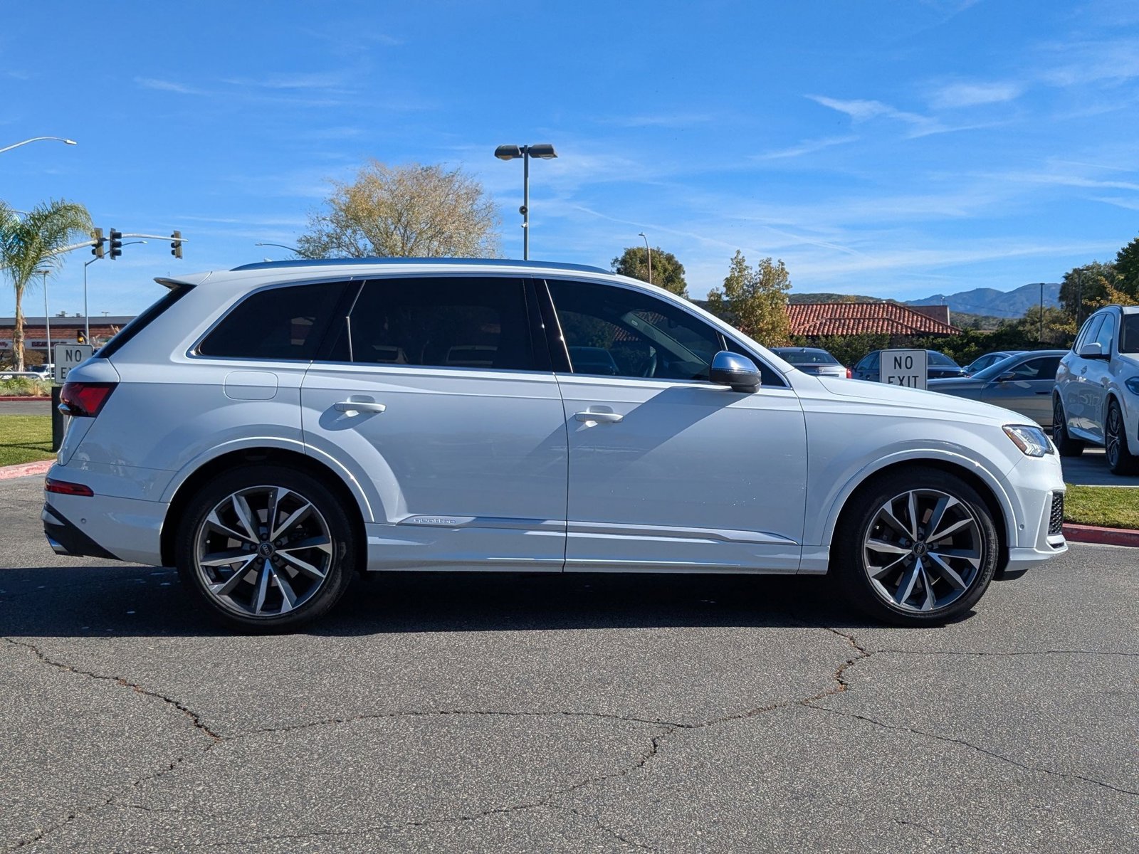 2023 Audi SQ7 Premium Plus photo 4