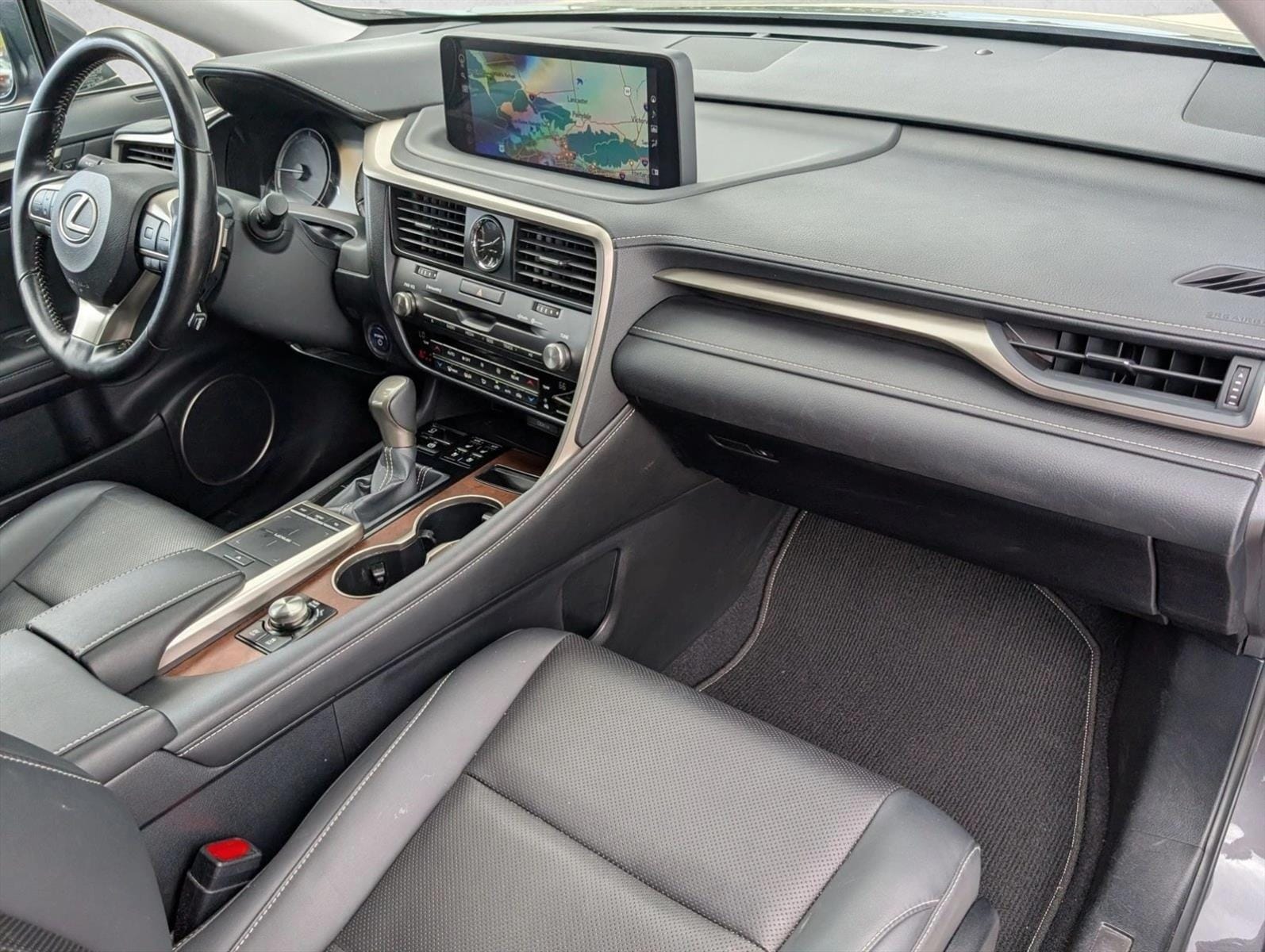 2022 Lexus RX Hybrid 450h - Photo 24