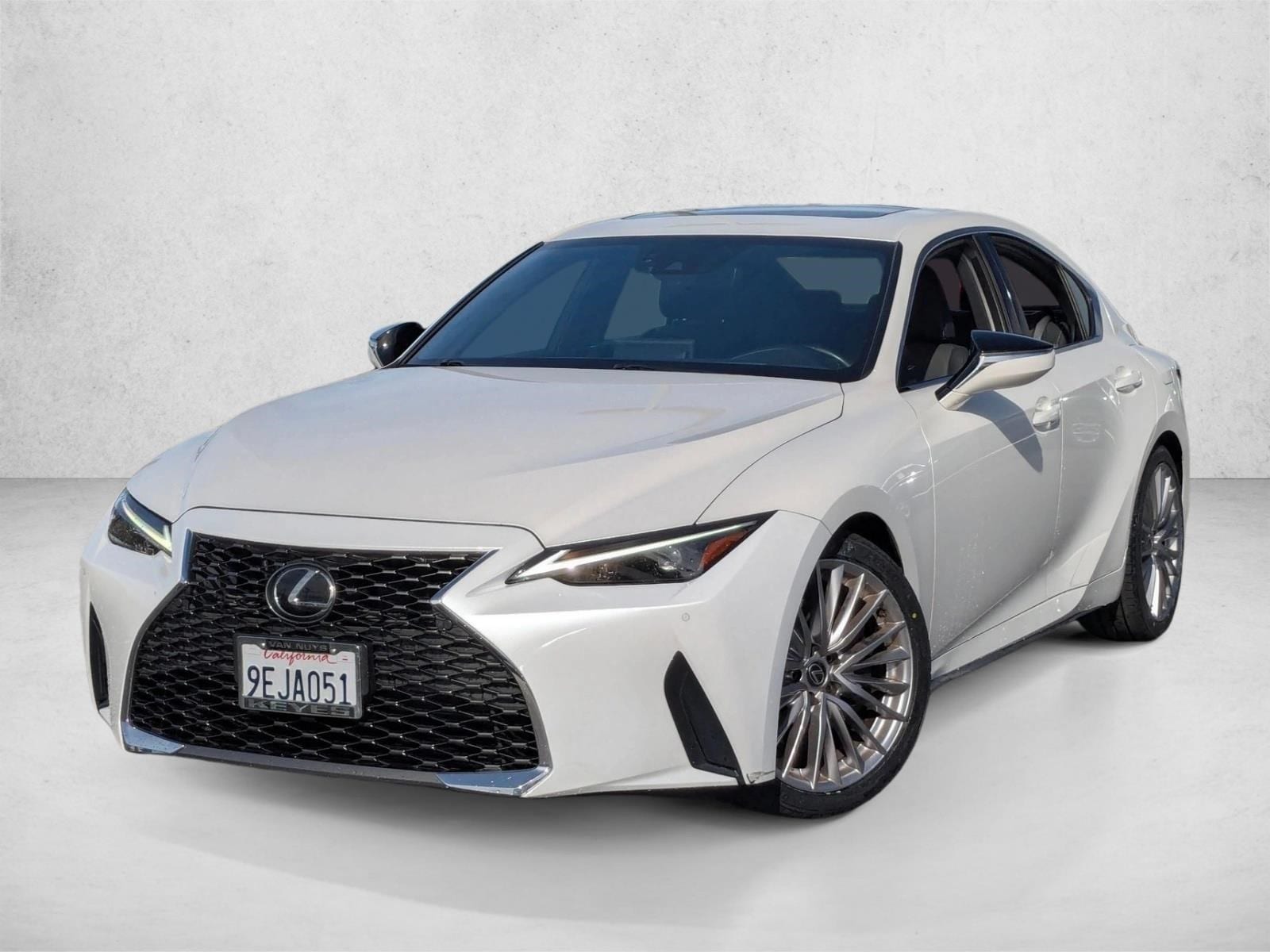 2023 Lexus IS 300's photo