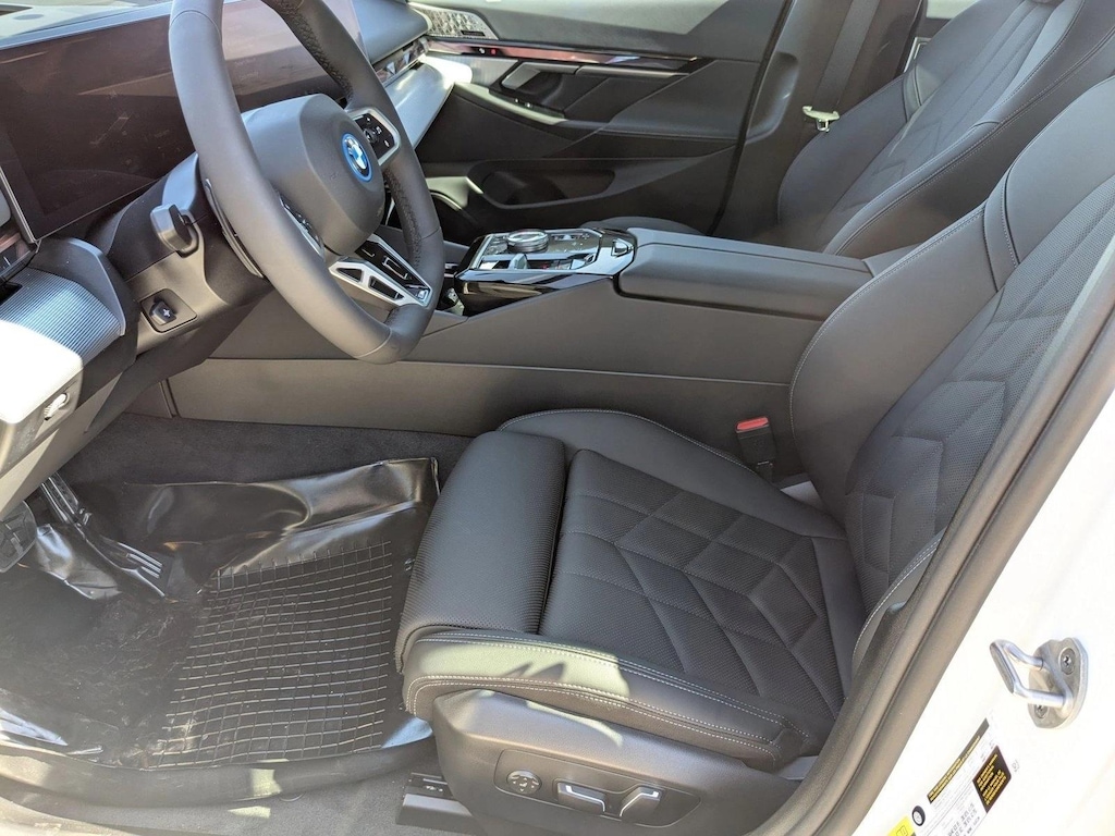 New 2026 BMW i5 eDrive40 Sedan