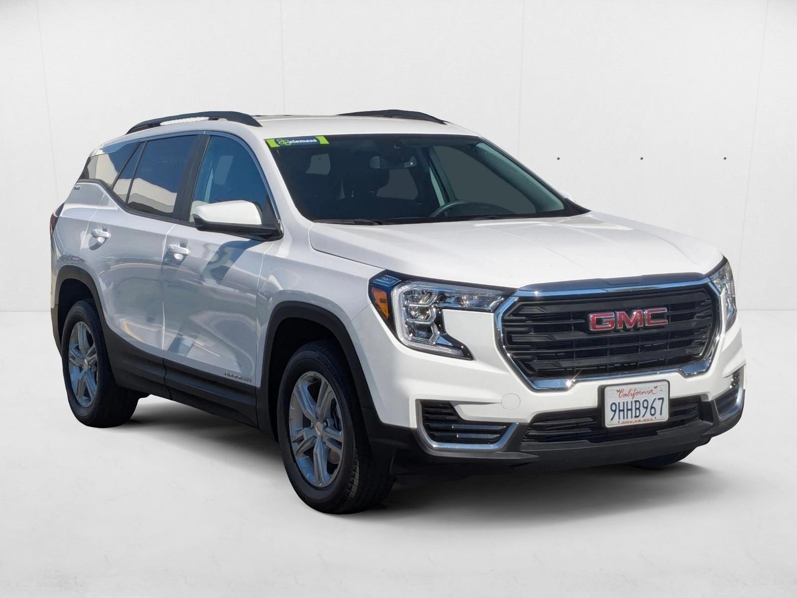 2023 Gmc Terrain SLE photo 3