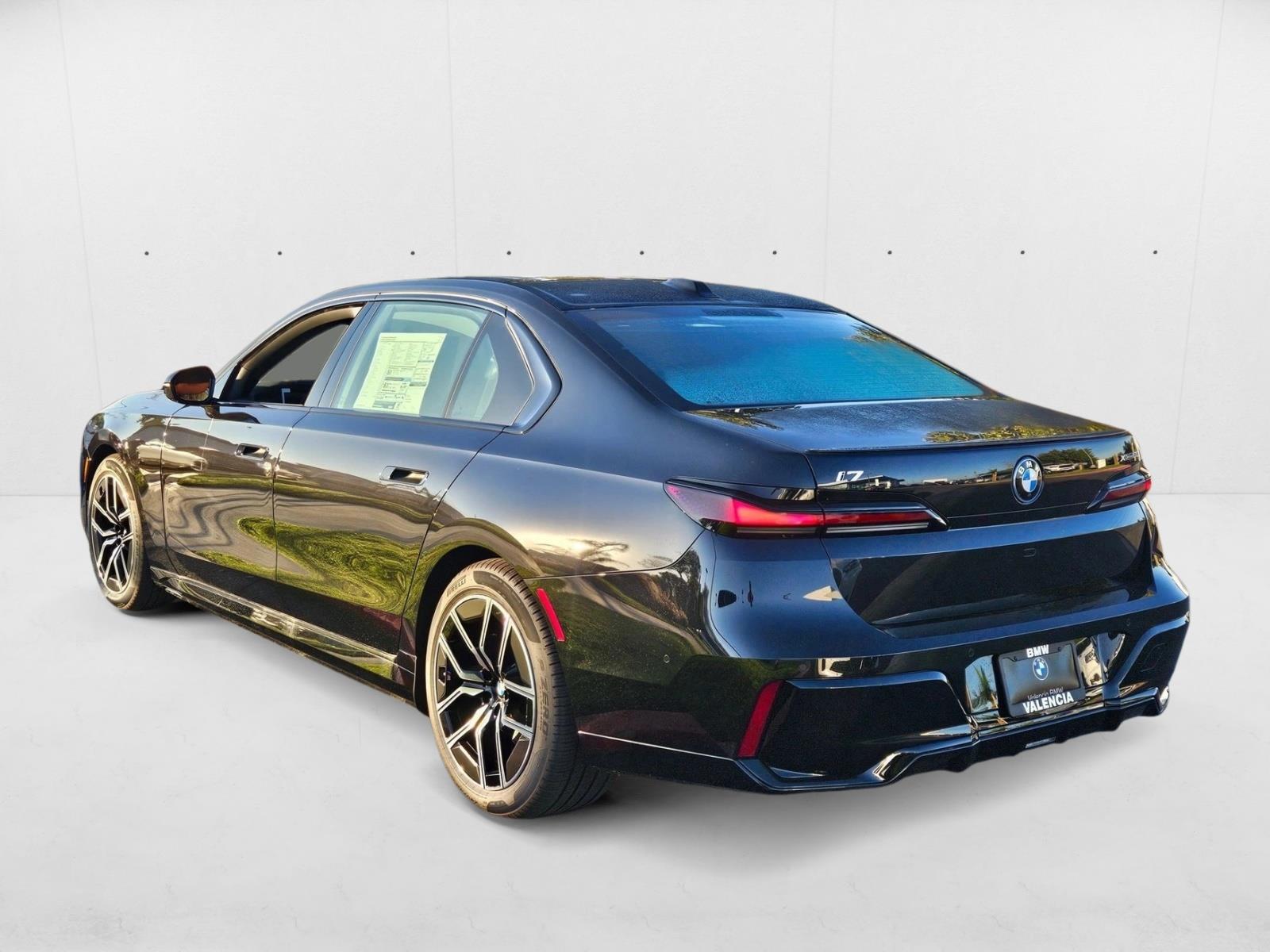 2025 BMW i7 60 - Photo 8