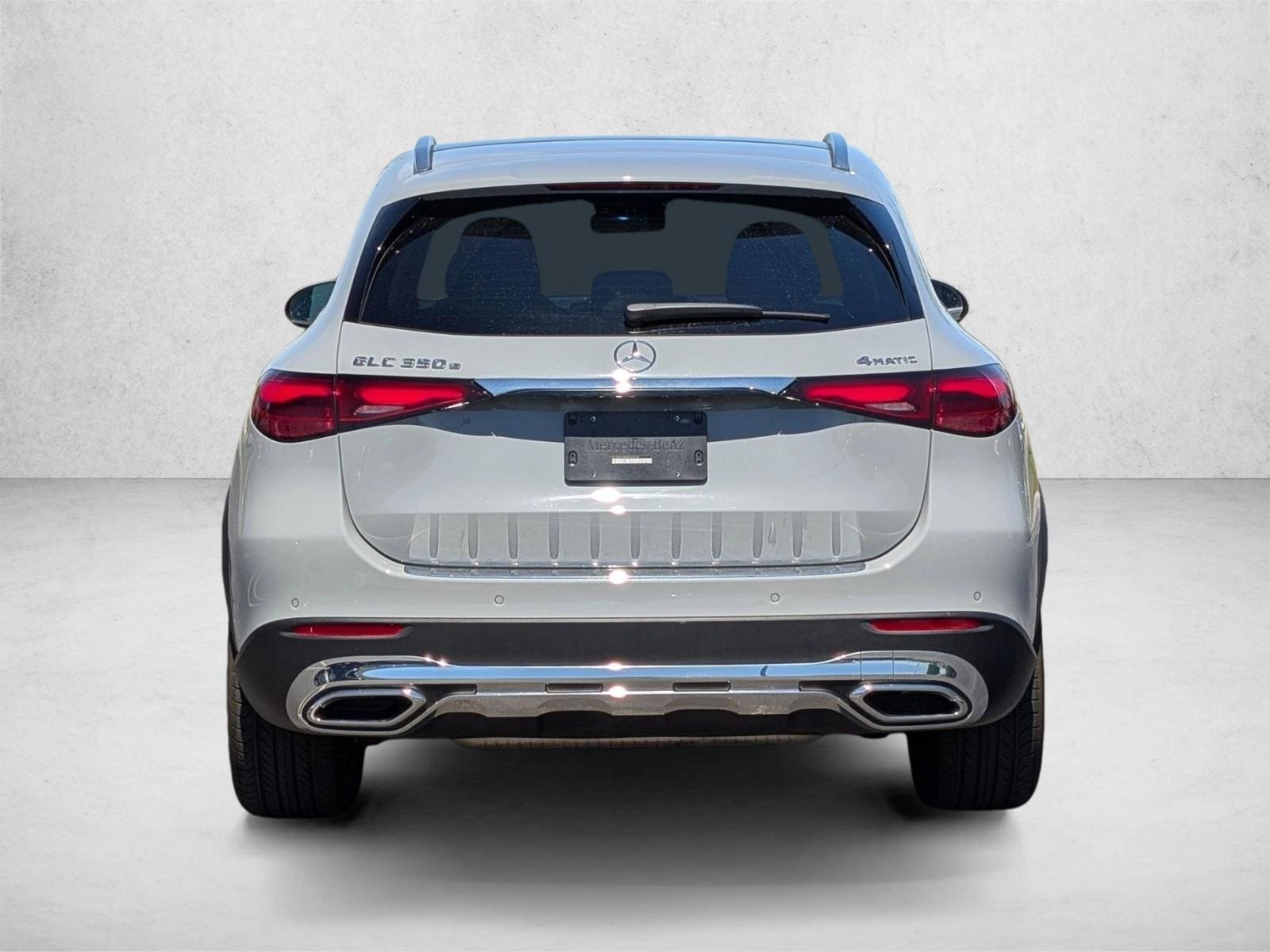 2025 Mercedes-Benz GLC 350e 4MATIC photo 6