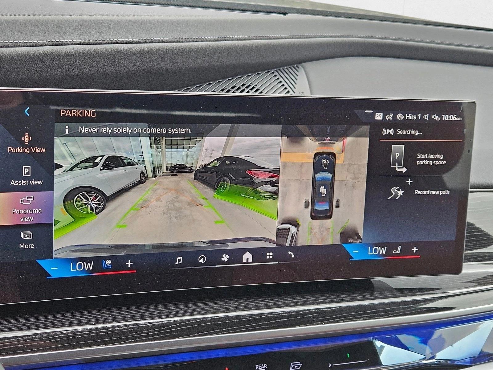 2025 BMW i7 60 - Photo 12