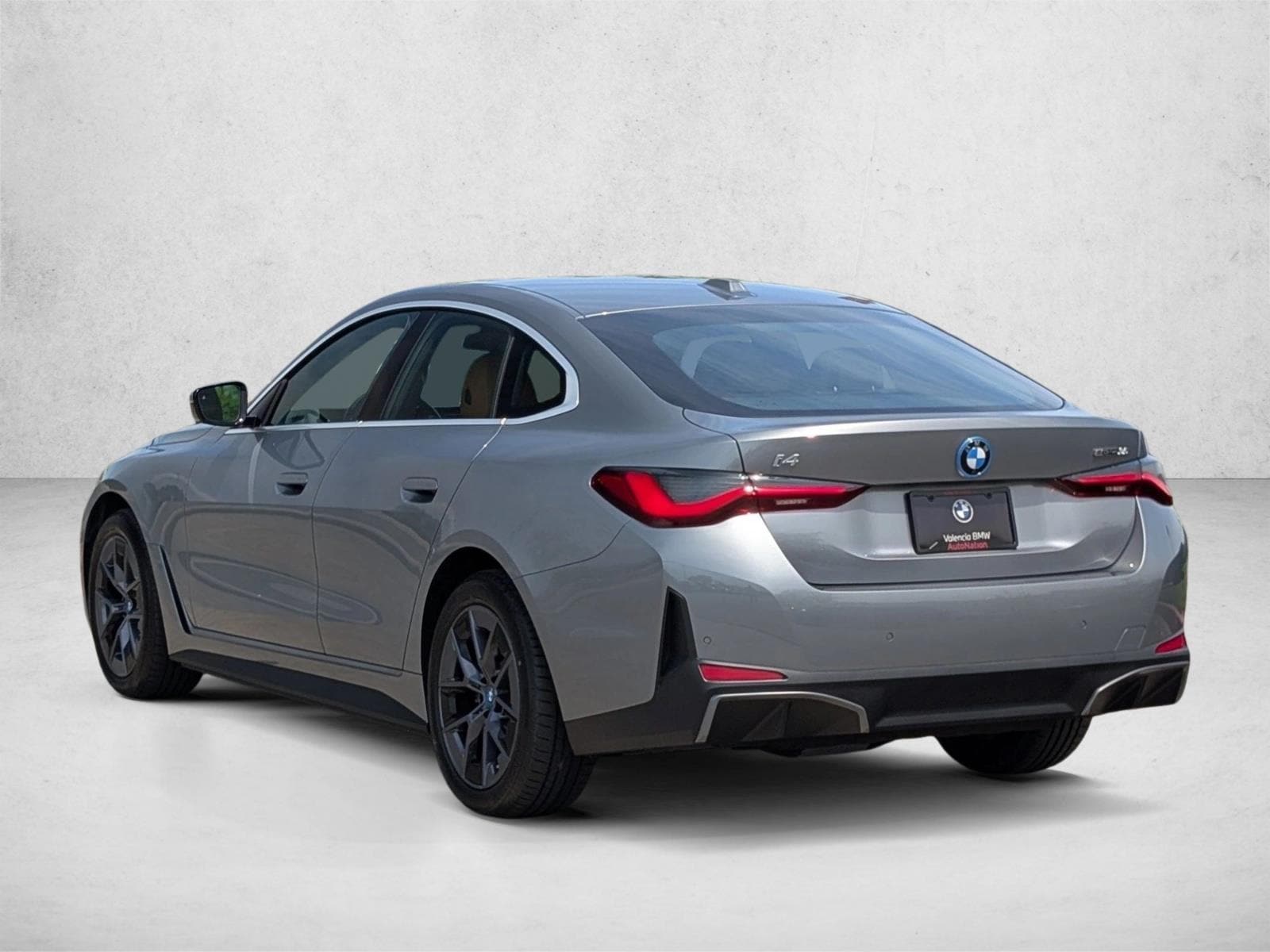 2023 BMW i4 eDrive35 photo 3