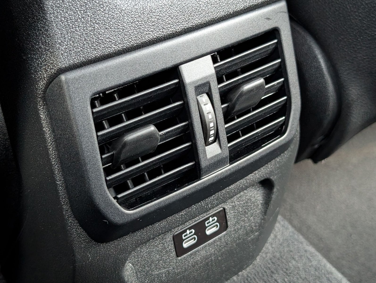 2023 BMW 2 Series 228i - Photo 17
