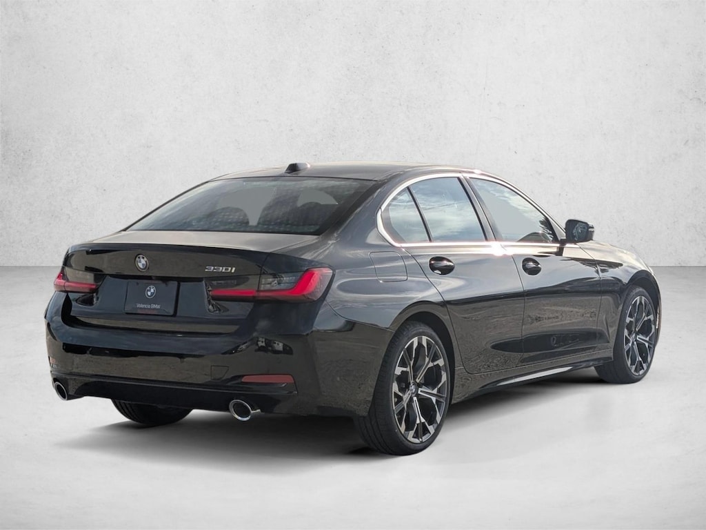 New 2026 BMW 330i Sedan