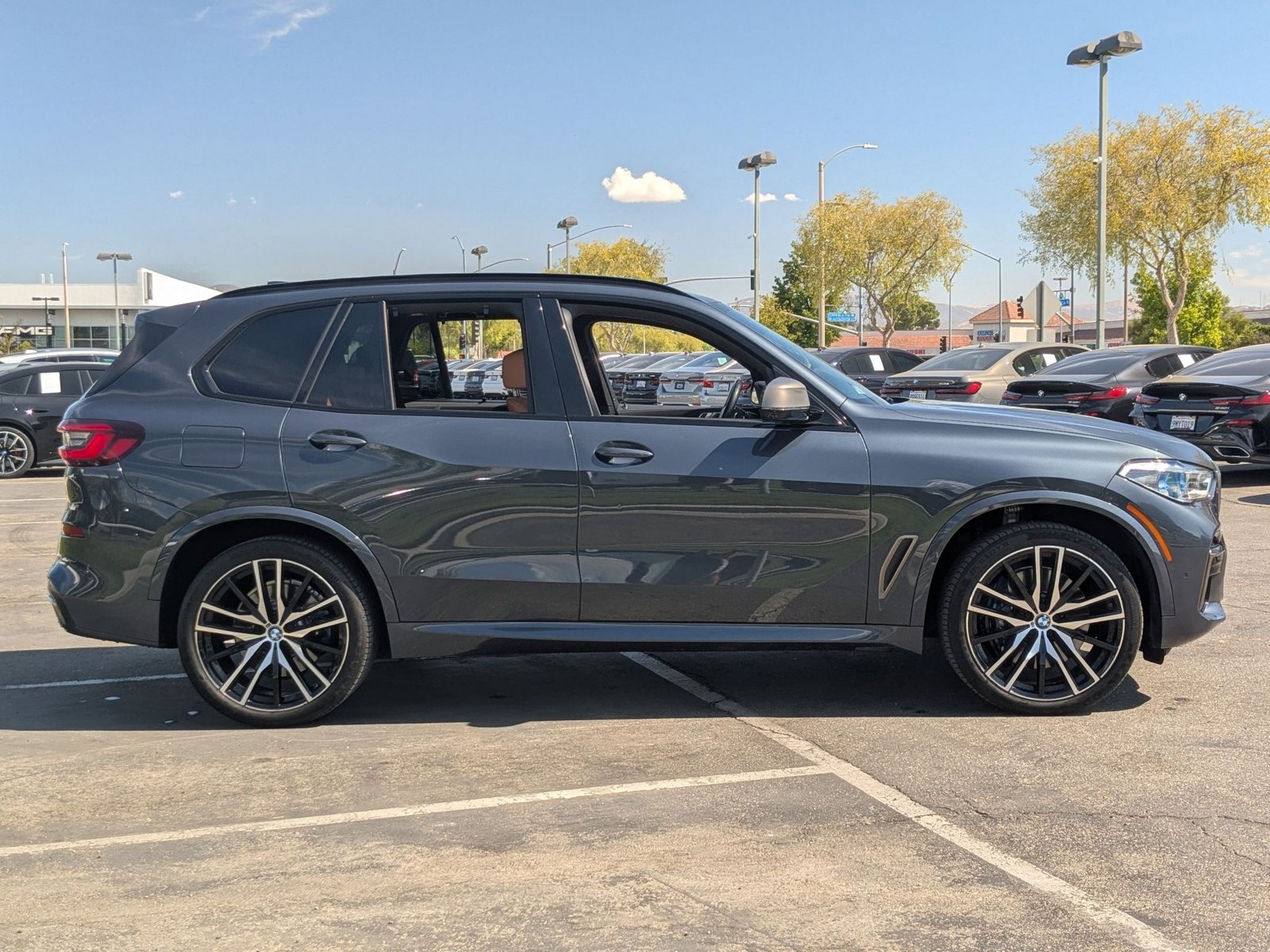 2022 Bmw X5 M50i photo 4
