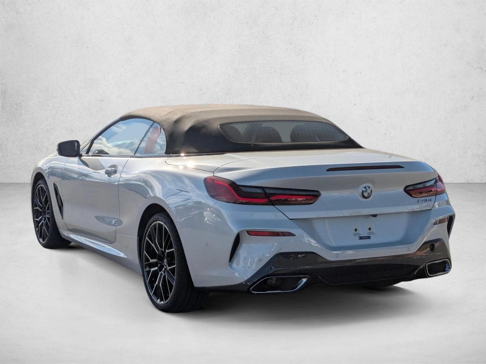 2026 BMW 8 Series 840i - Photo 9