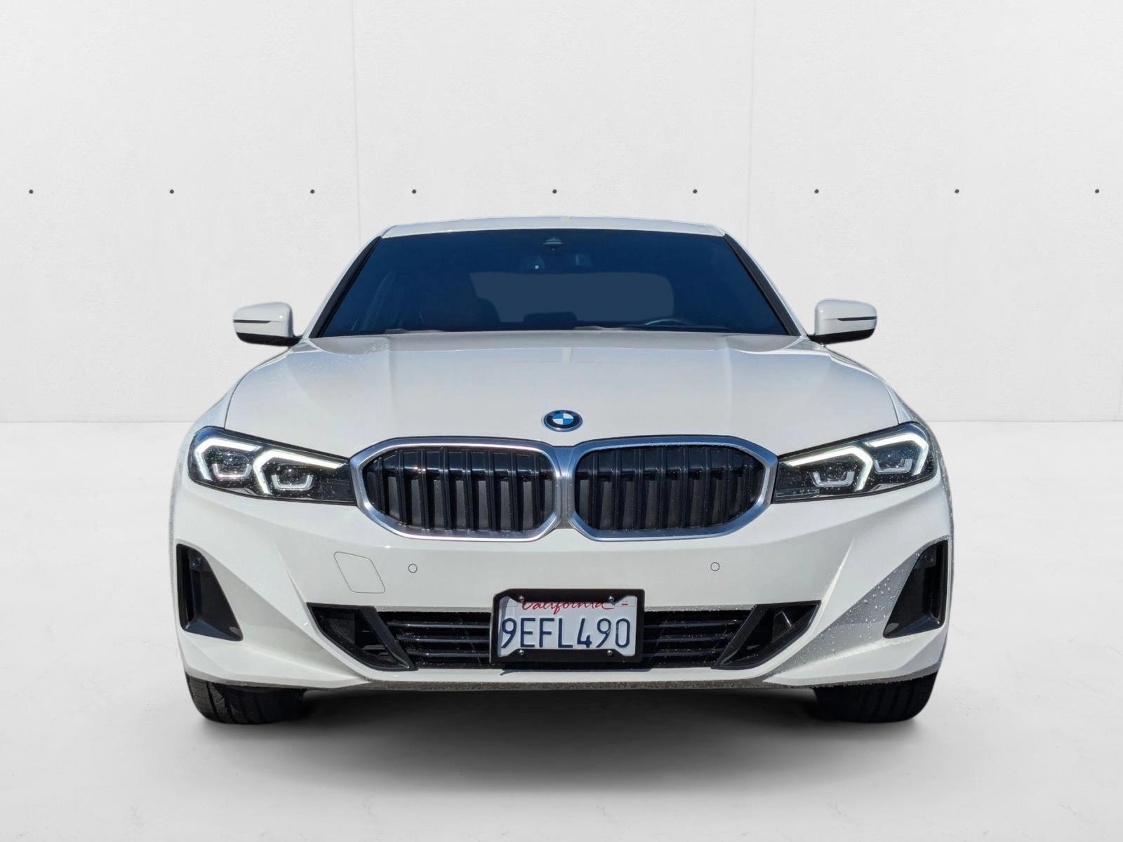 2023 Bmw 330e Sedan photo 2