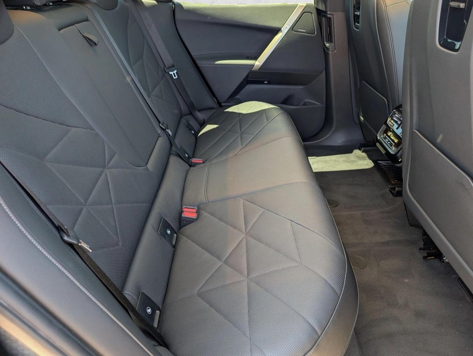 2024 BMW iX Base - Photo 22