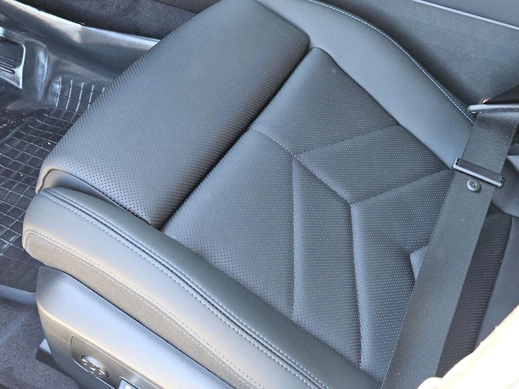 New 2027 BMW 530i Sedan