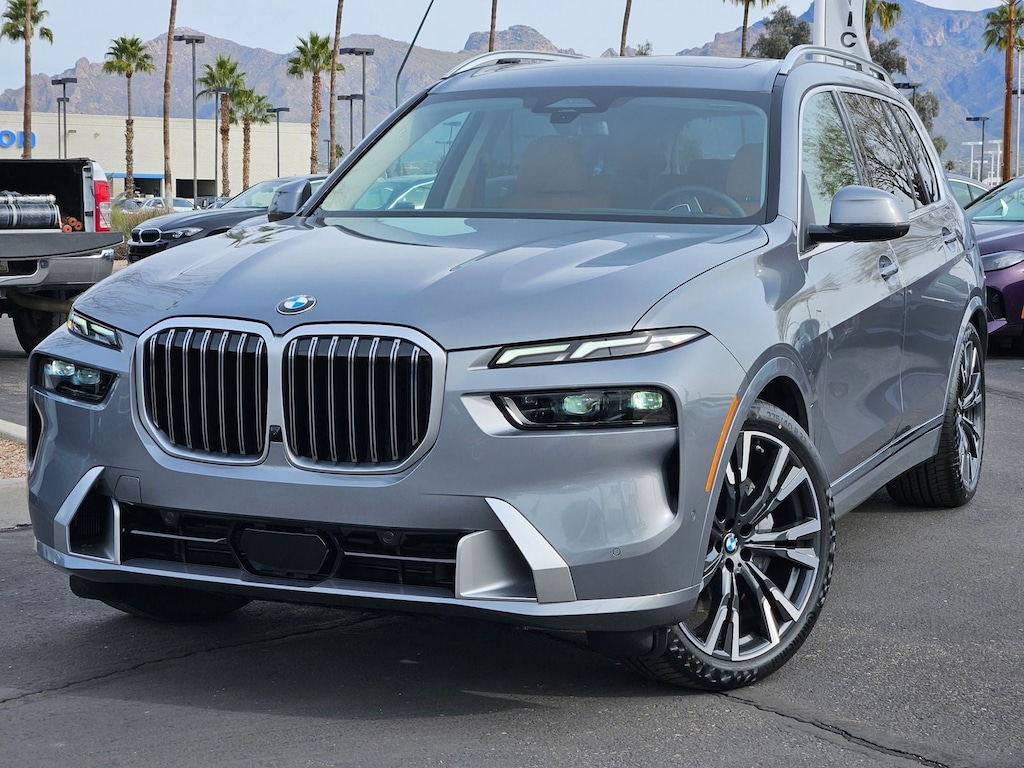 New 2026 BMW X7 xDrive40i SUV