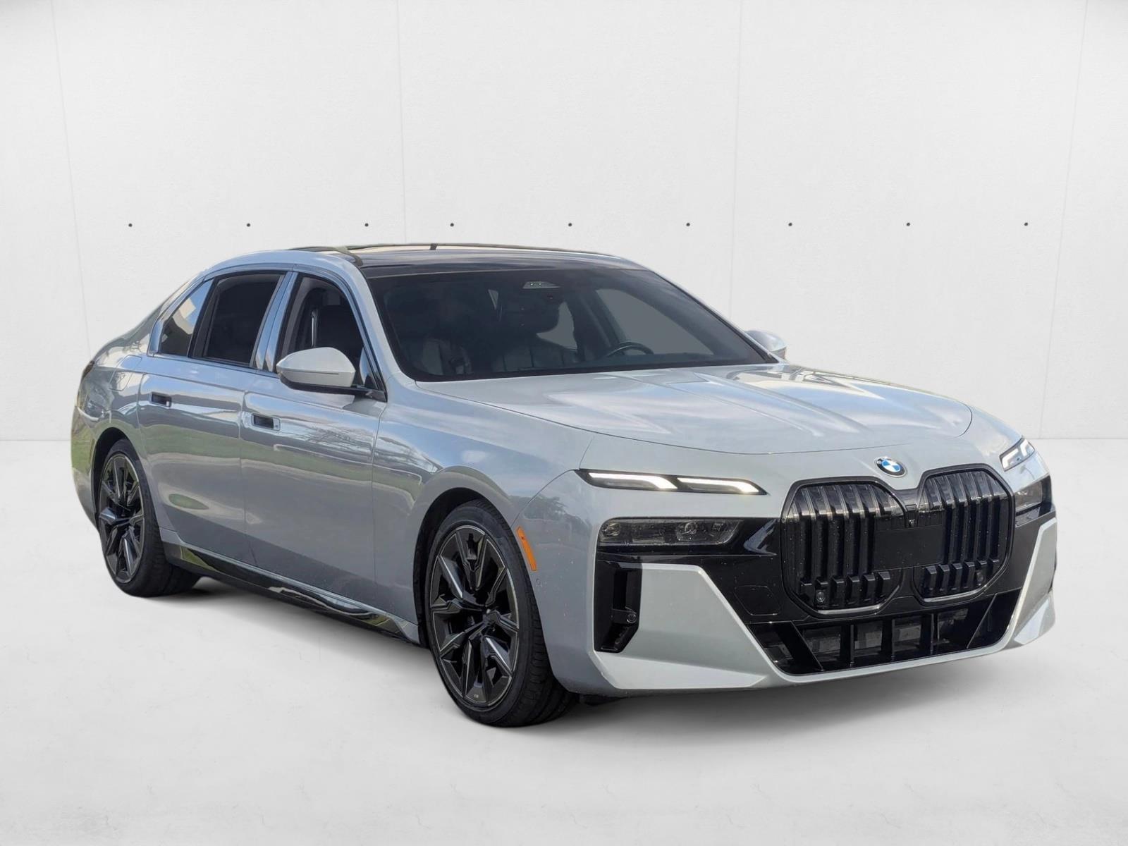 2023 Bmw 740i Sedan photo 3