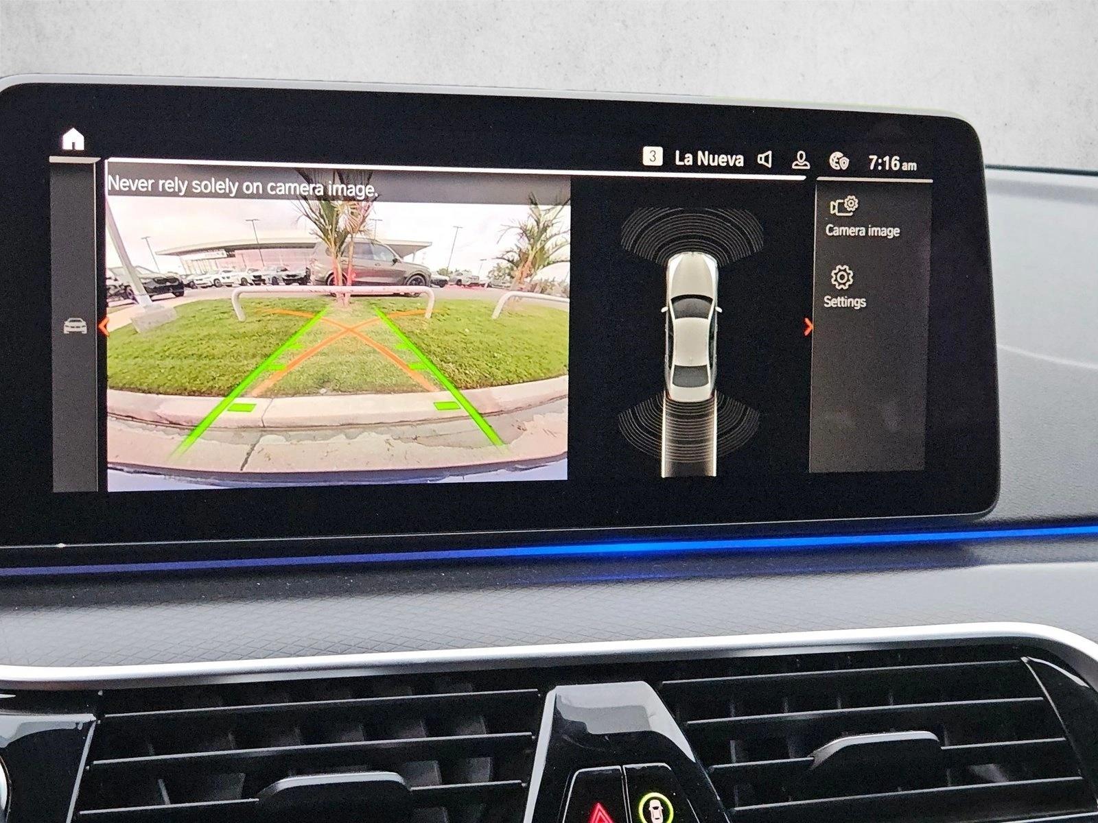 2023 BMW 5 Series 530i - Photo 14