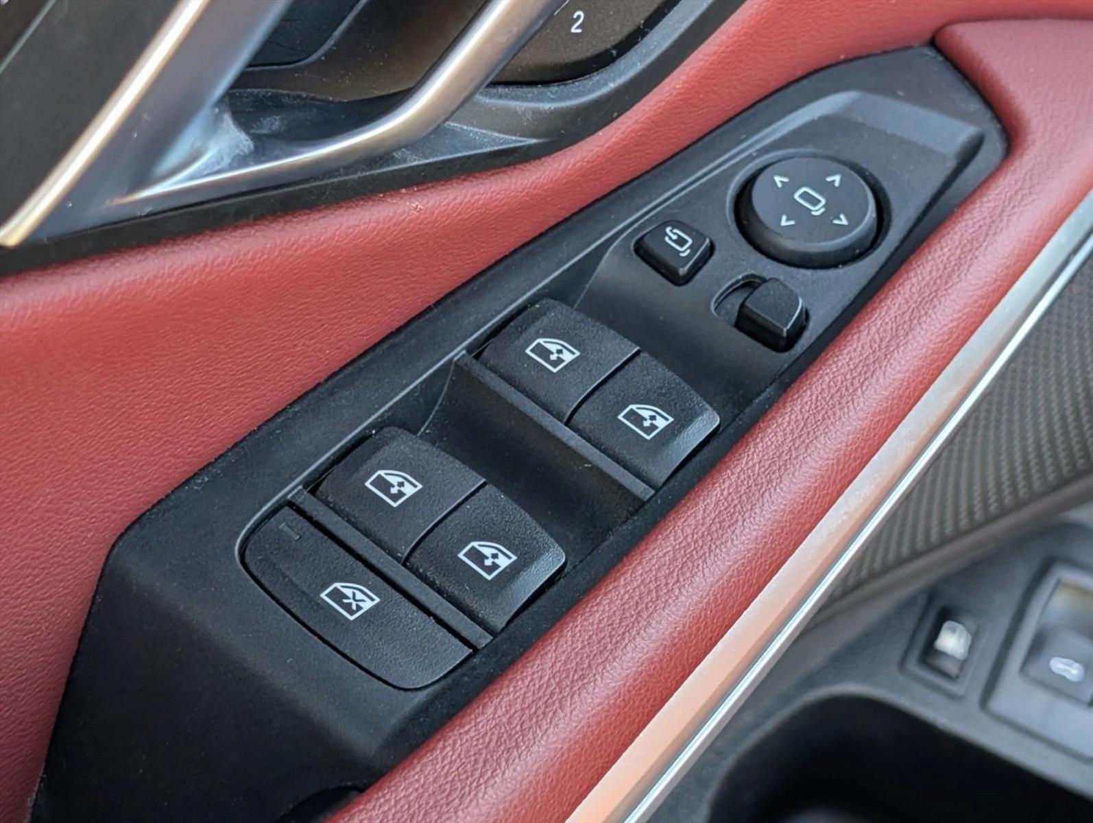2024 BMW 3 Series 330e - Photo 10