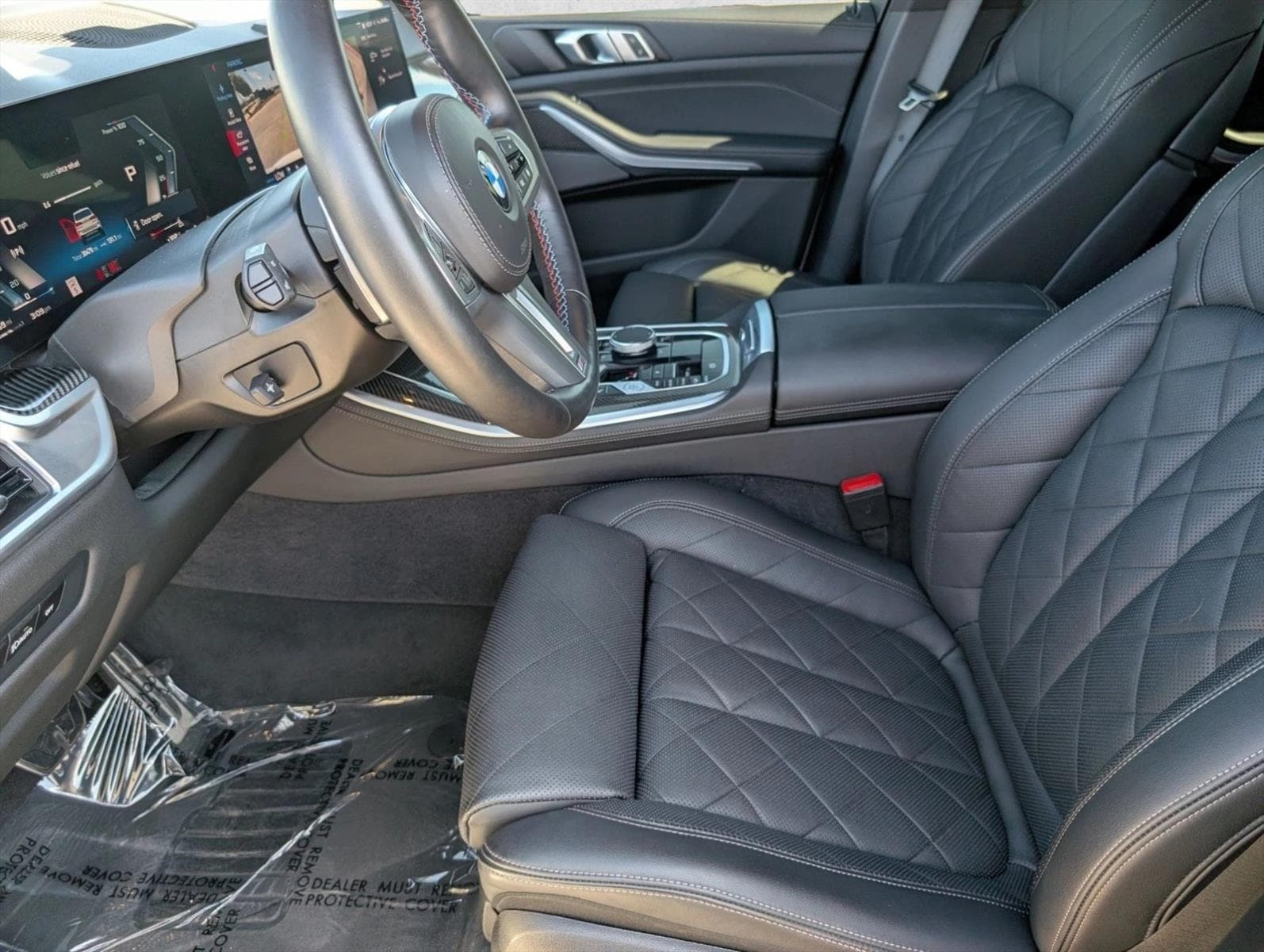 2024 BMW X5 M60i - Photo 17