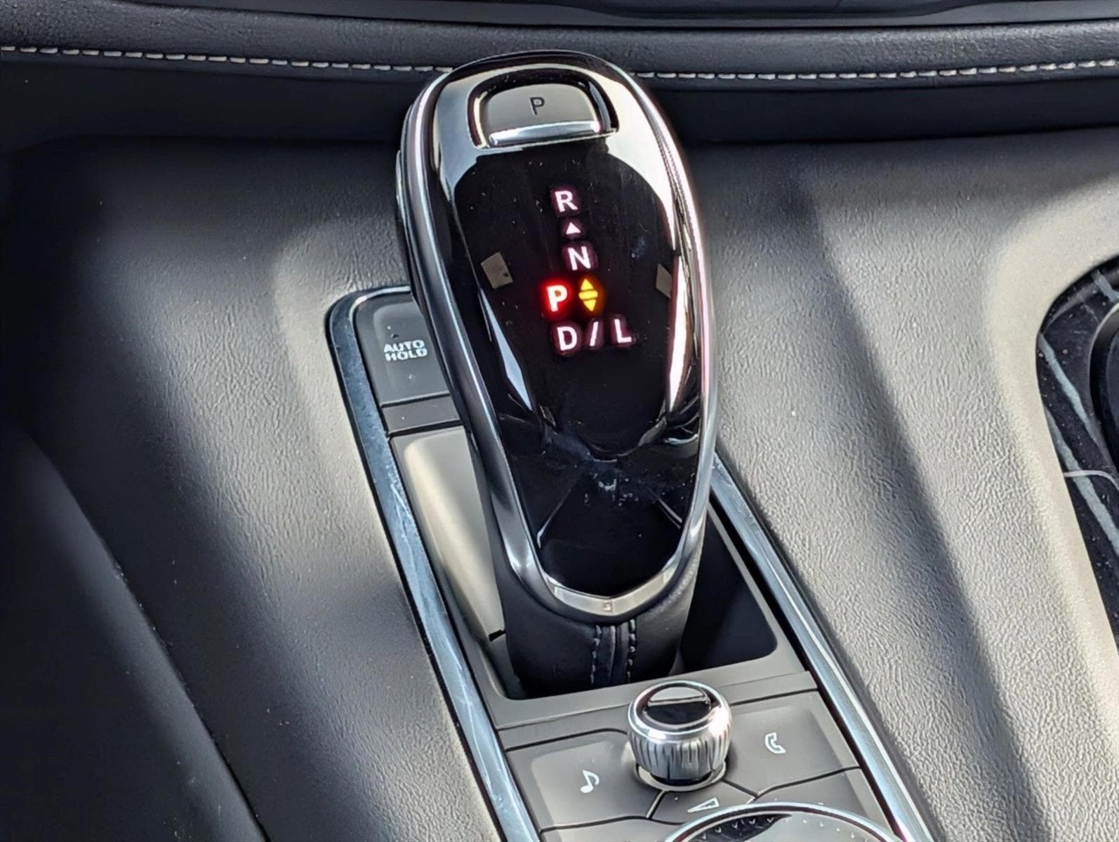 2024 Cadillac Escalade Sport - Photo 12