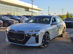 2026 BMW 740i xDrive Sedan
