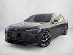 2026 BMW 750e xDrive Sedan