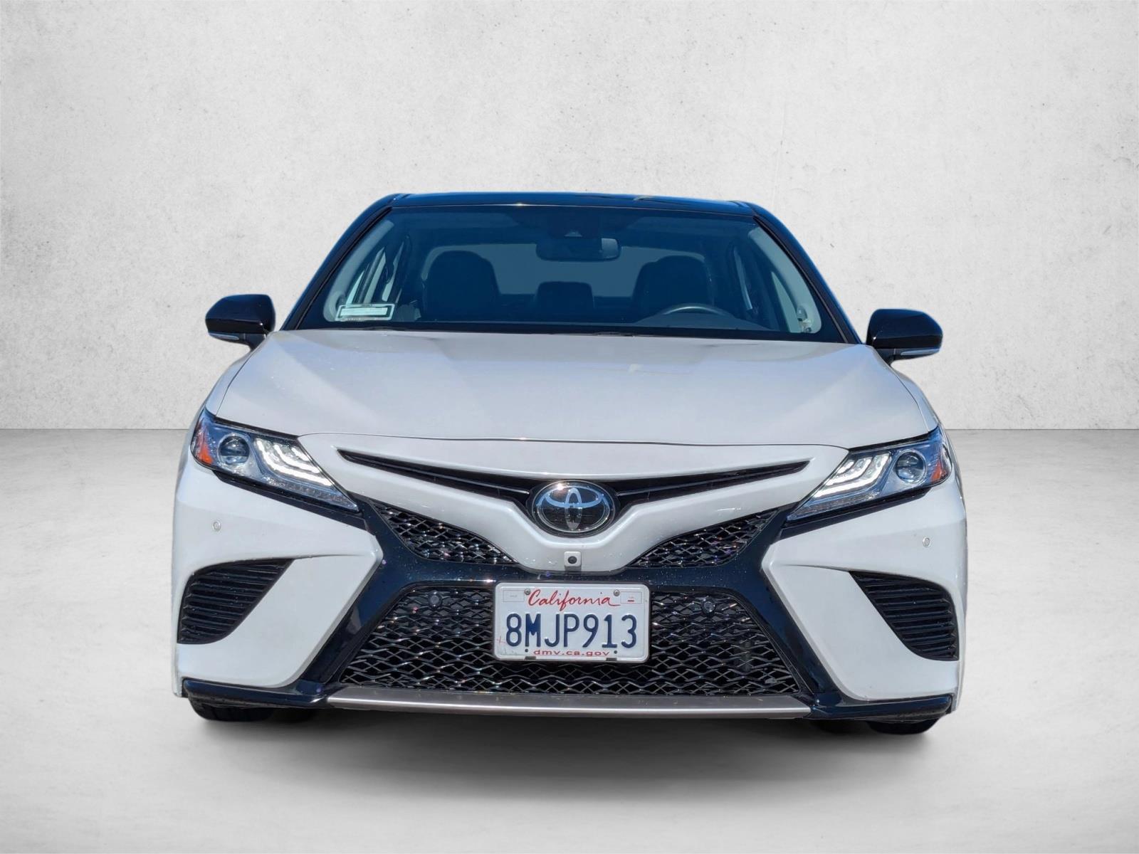 2020 Toyota Camry XSE V6 SE photo 2