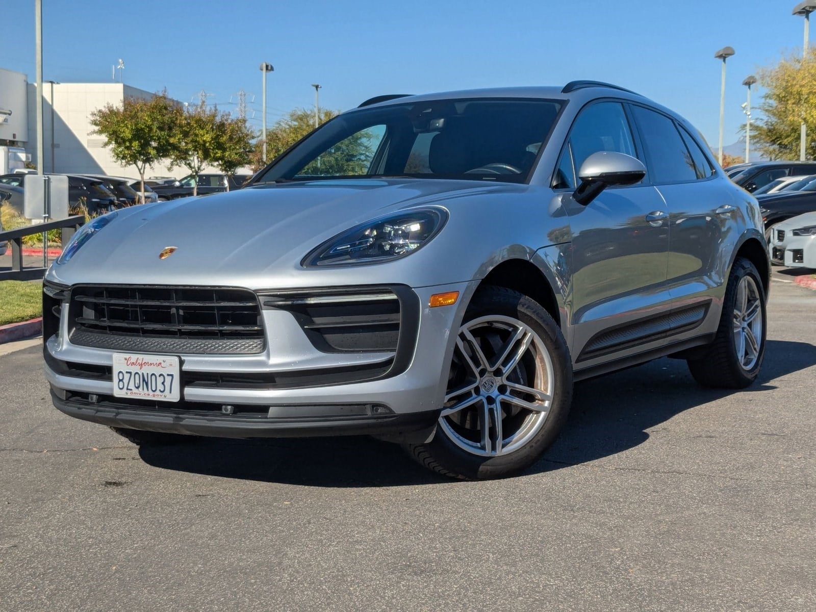 2022 Porsche Macan Base