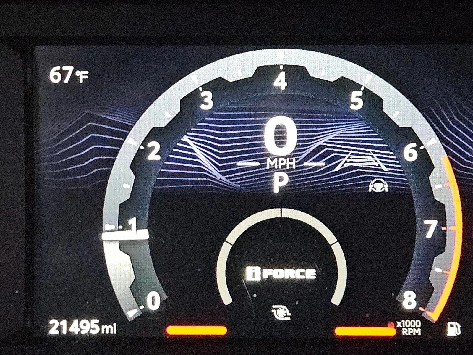 2025 Toyota Tacoma SR5 - Photo 10