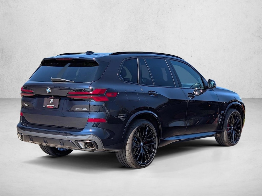 New 2026 BMW X5 sDrive40i SUV