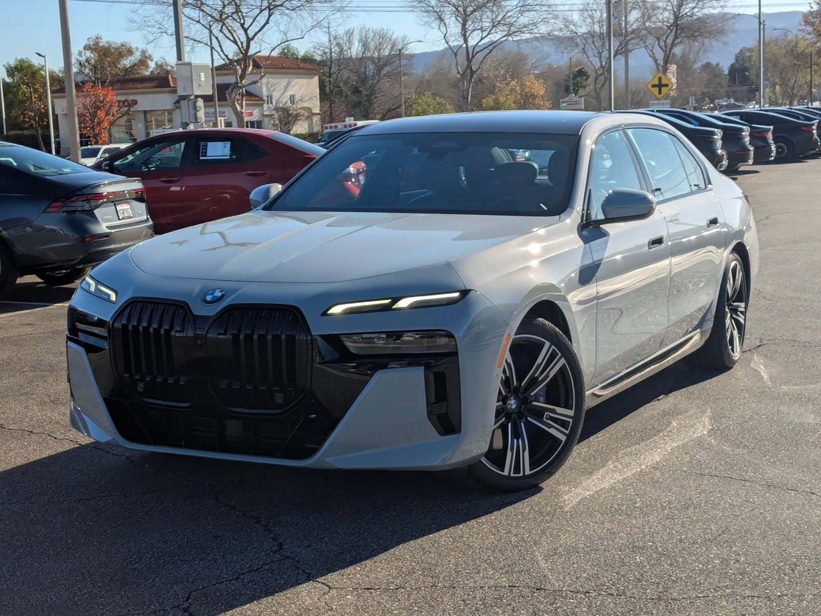 2023 BMW 7 Series 760i's photo