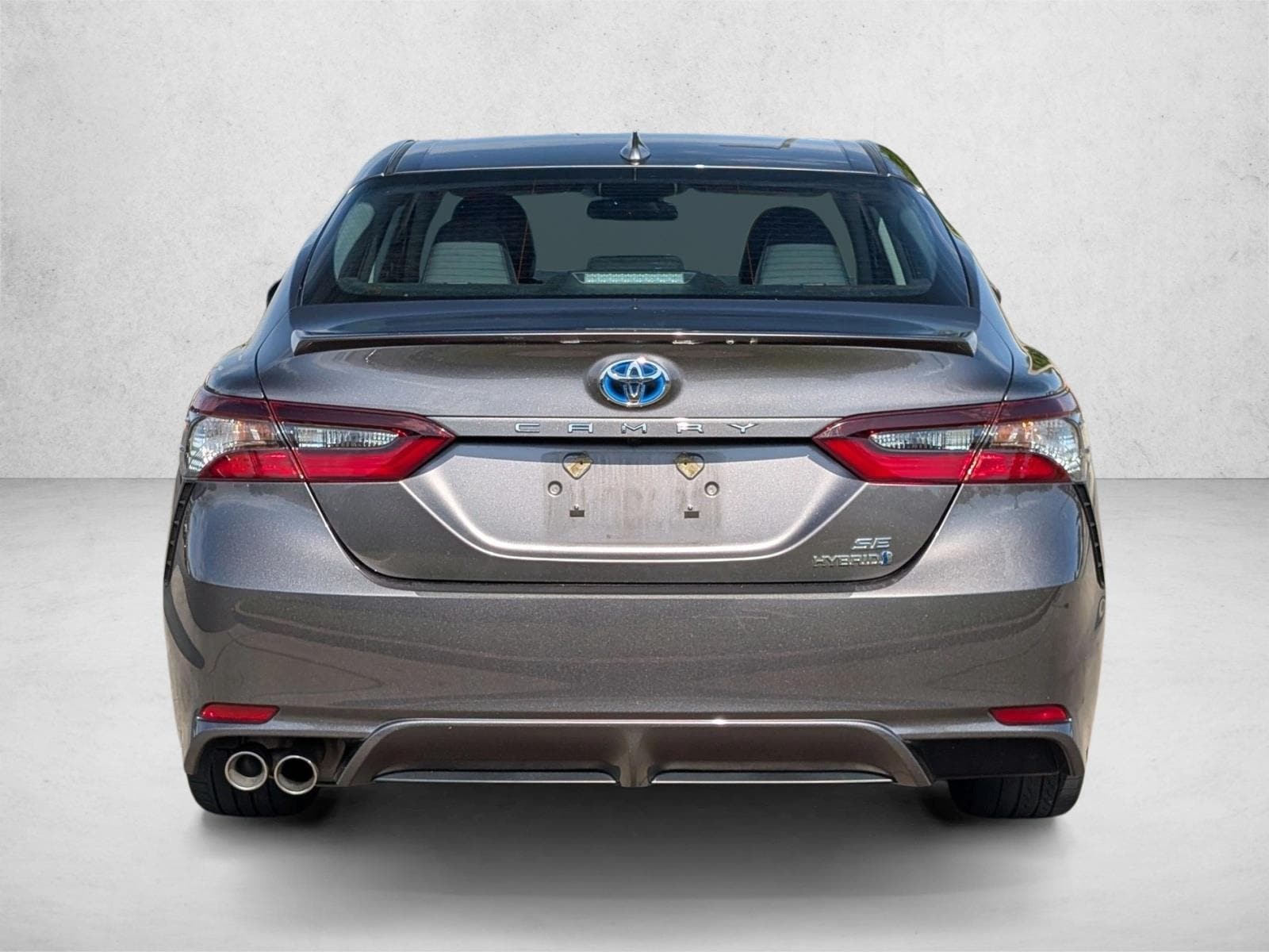 2021 Toyota Camry SE - Photo 6