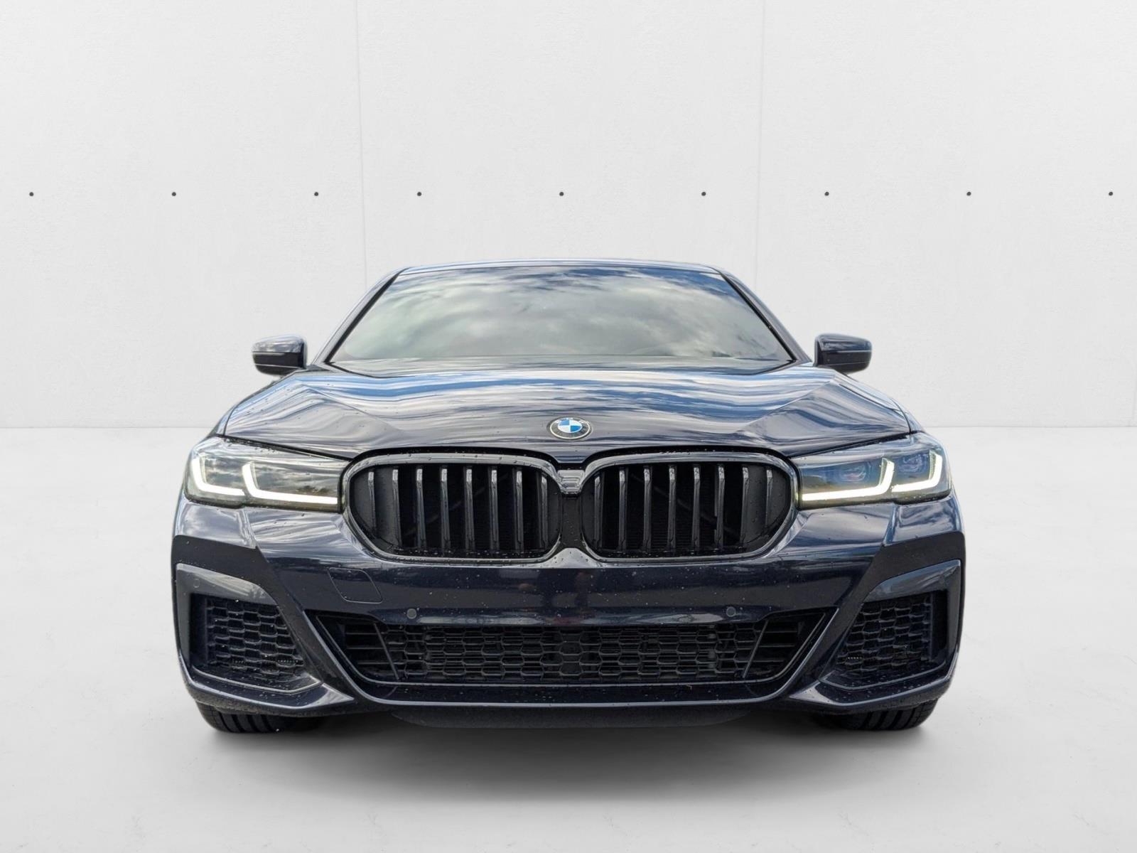 2023 Bmw 540i Sedan photo 2