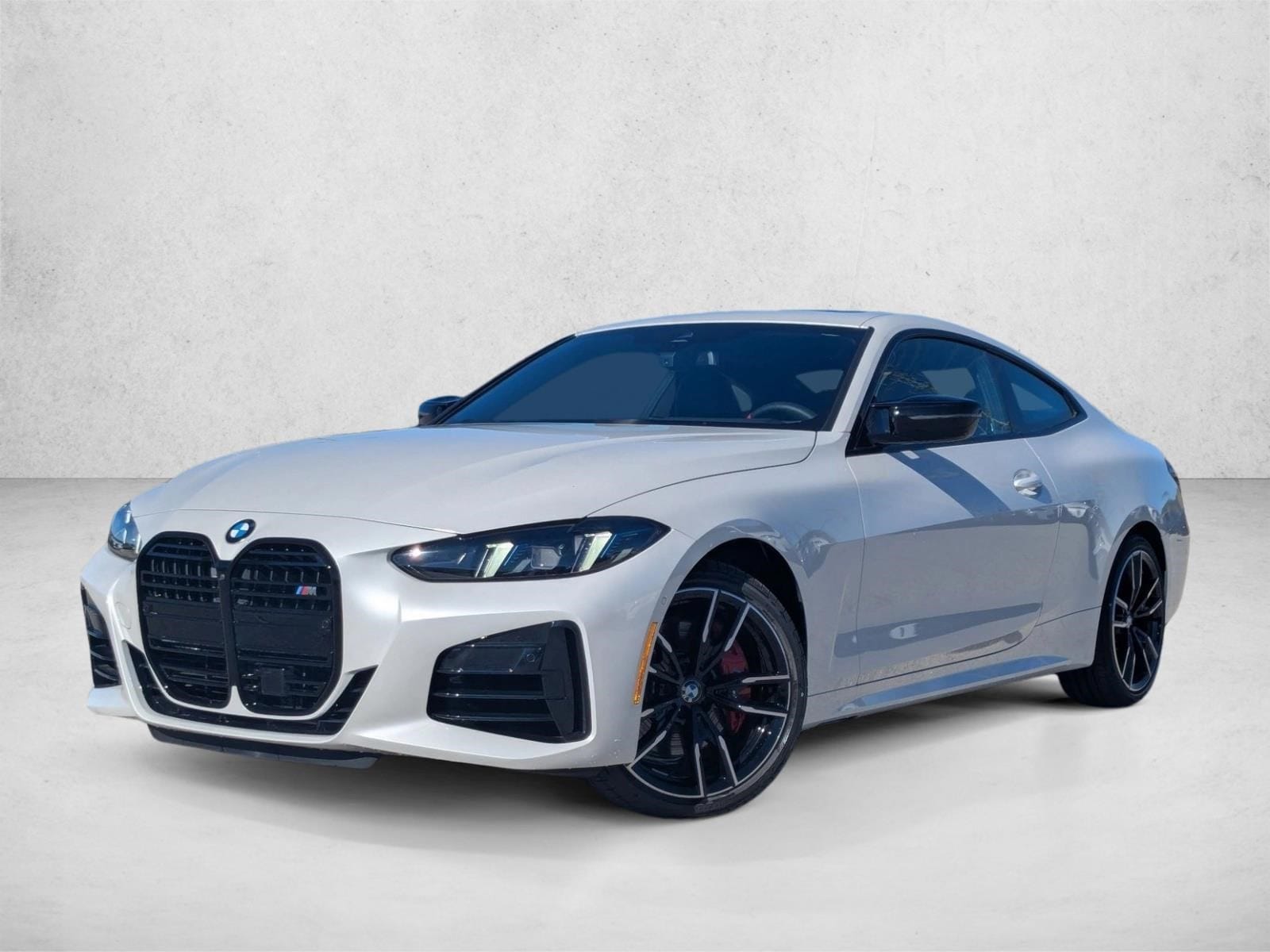 2025 BMW 4 Series M440i's photo