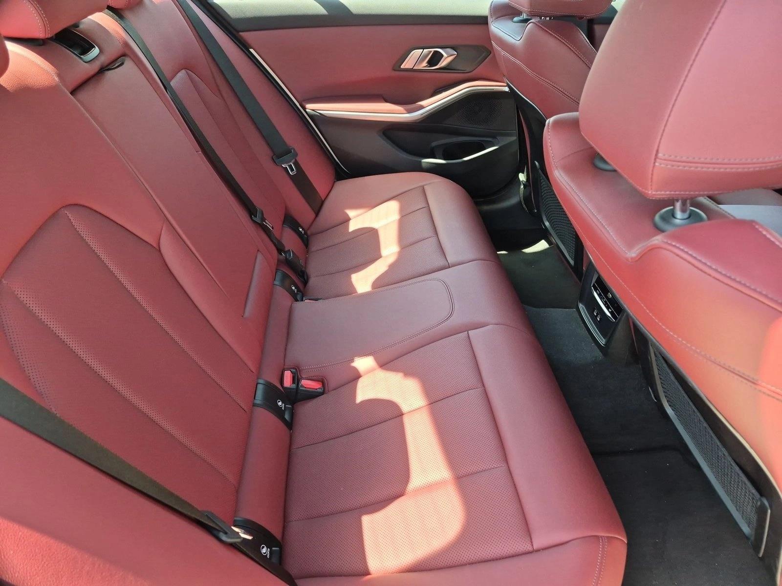 2023 BMW 3 Series 330i - Photo 22